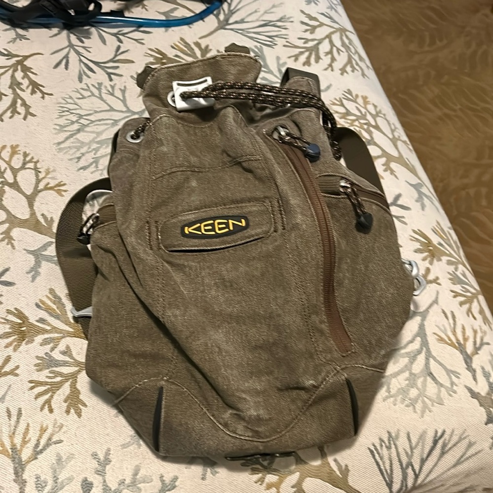 Keen backpack